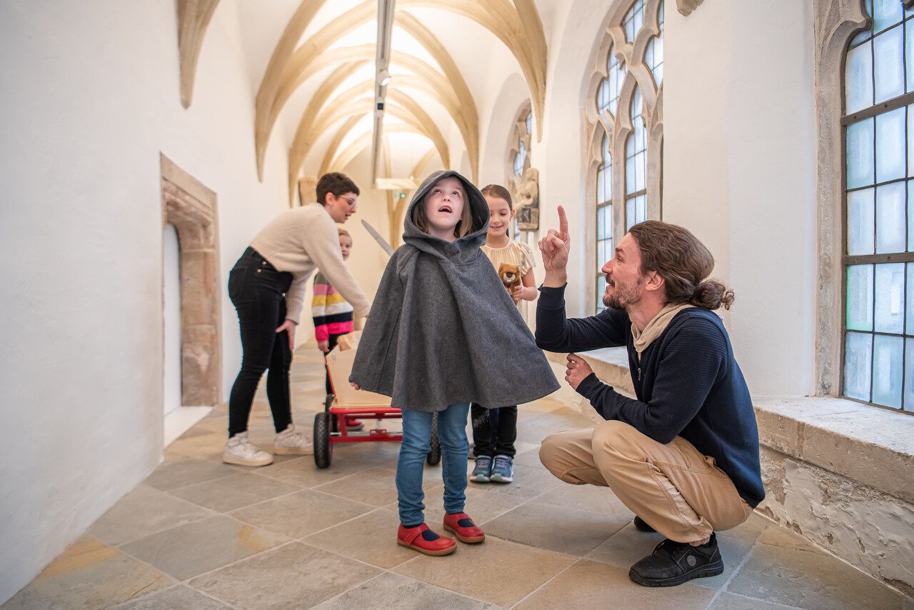 Modenschau im Museum
